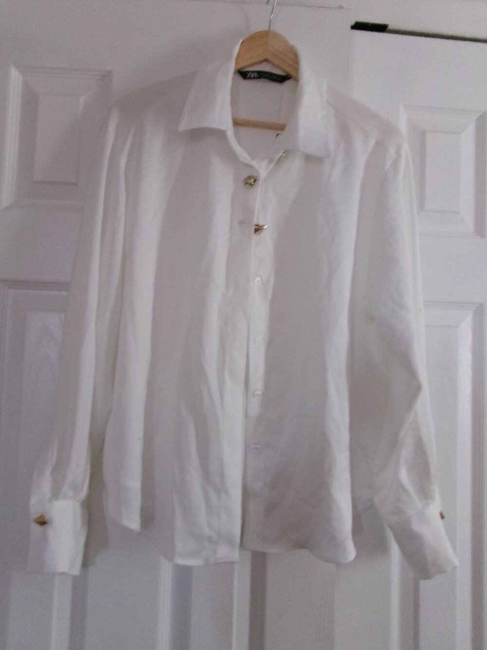 ZARA - BUTTON DOWN BLOUSE